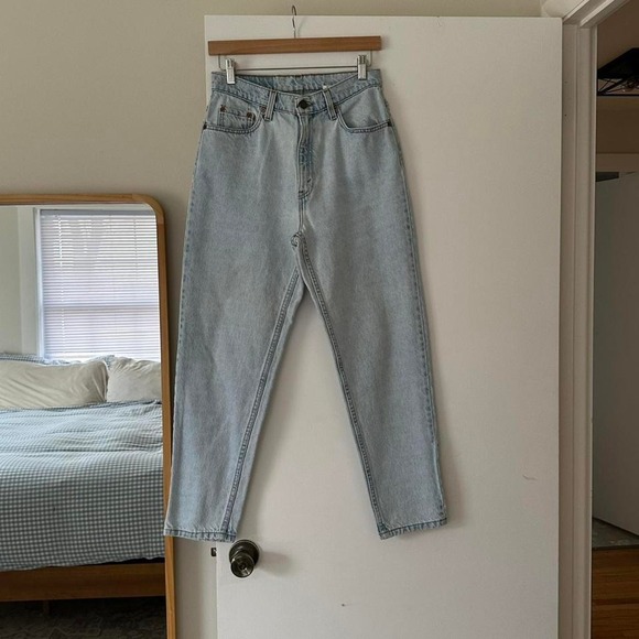 Vintage 521 Levi's Light Wash Tapered Mom‎ Jeans Size 2 - Picture 4 of 5